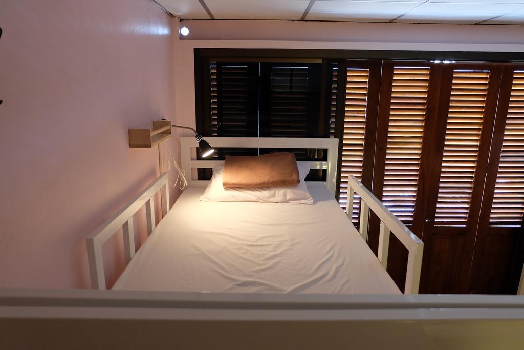 Tiny Hostel Bangkok Zewnętrze zdjęcie