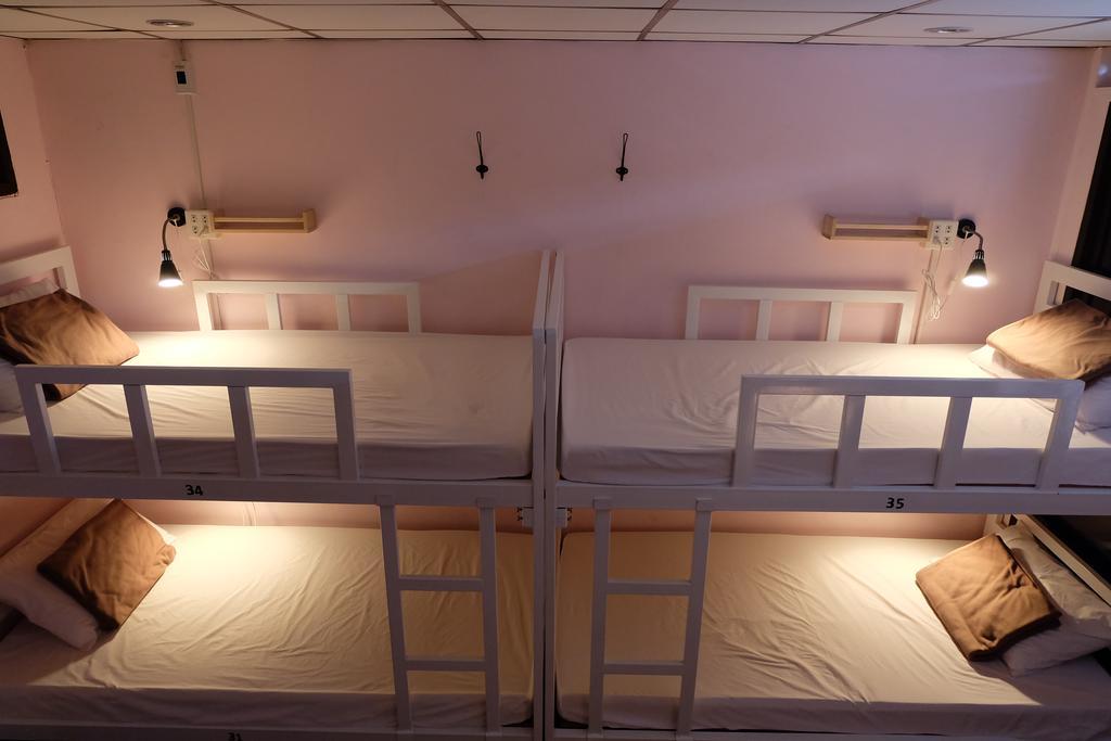 Tiny Hostel Bangkok Zewnętrze zdjęcie
