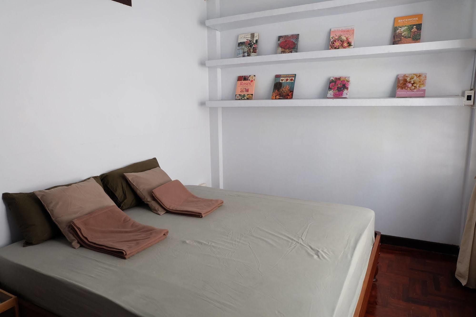 Tiny Hostel Bangkok Zewnętrze zdjęcie