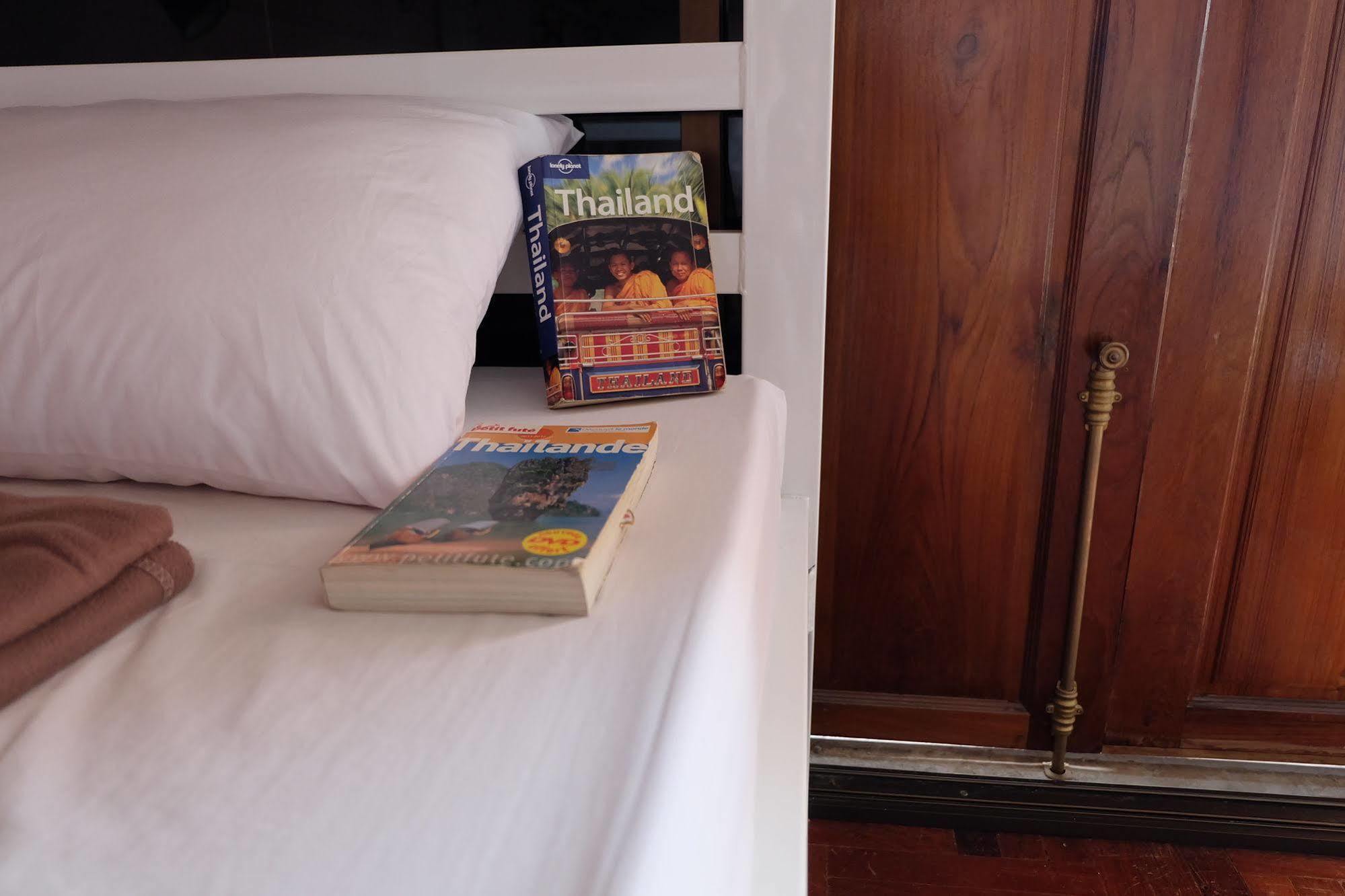 Tiny Hostel Bangkok Zewnętrze zdjęcie